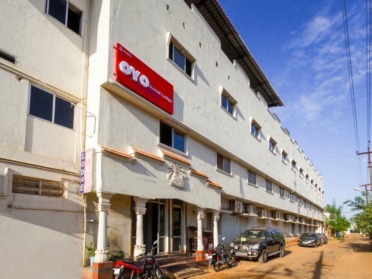 Oyo 45475 Annai Lodge Thanjavur Exterior photo